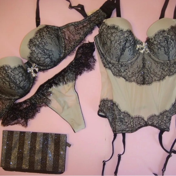 Victoria’s Secret NylonPush Up Bra Vintage 2000s - Picture 3 of 3